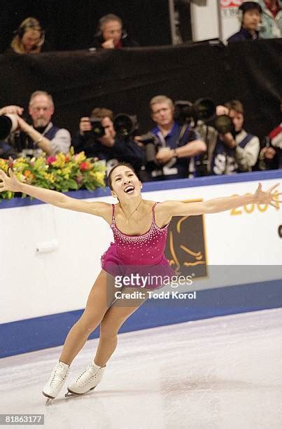 136 Michelle Kwan And Sports Illustrated Stock Photos High Res