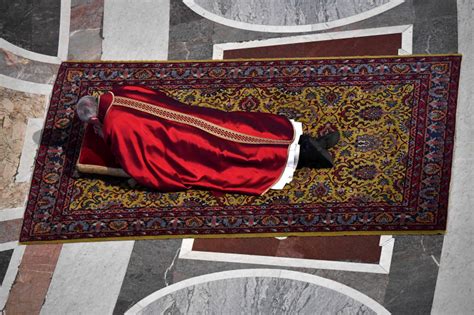 Francisco Presidi La Celebraci N De La Pasi N De Cristo En San Pedro