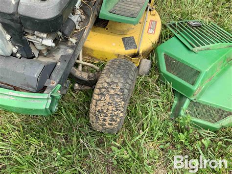 John Deere Lx176 Lawn Tractor Wdeck Bigiron Auctions