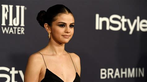 Selena Gomez Elegida ‘mujer Del Año 2017 Europa Fm