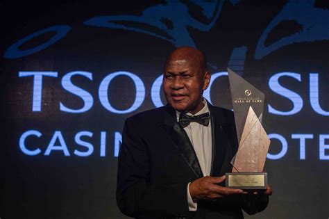 Kaizer Motaung Snr Inducted In Hall Of Fame IDiski Times