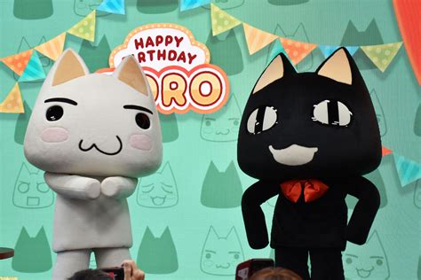 【どこいつ】トロの誕生日会が4年ぶりに開催。トロとクロのかわいさはいつまでも変わらず、お父さんもお姉さんも家族連れも笑顔なイベントリポートをお