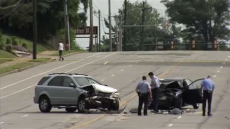 1 Dead After Head On Crash In Northeast Philadelphia 6abc Philadelphia