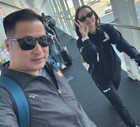 Hot girl cầu lông Thùy Linh liên tiếp thắng cao thủ thế giới kỷ lục gia thua tâm phục