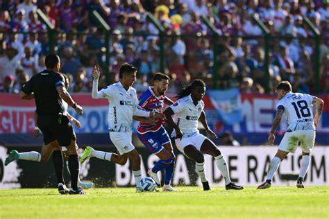 Fortaleza x LDU ao vivo pela final da Sul Americana 2023 siga transmissão