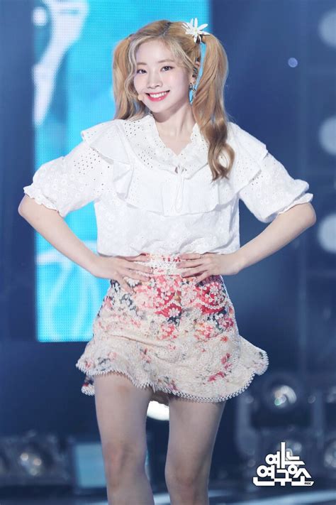 180721 Twice Dahyun Dance The Night Away At Music Core Kpopping