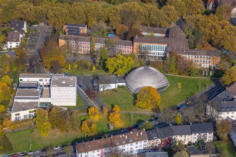 Bochum von oben Herbstluftbild Gebäude und Observatorium des