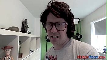 Leeds Nerd Gets Head XVIDEOS