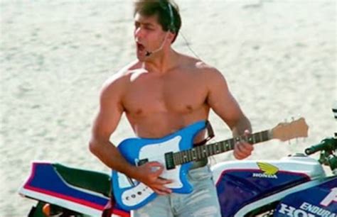 Why Salman Khan featured shirtless in song oh oh jane jaana ओ ओ जन