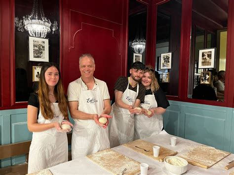 Cooking Class In Rome Make Your Own Pizza Rome Project Expedition