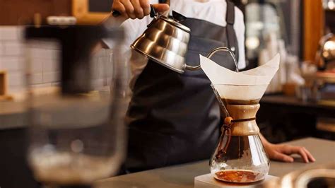 Best Pour Over Coffee Maker Of 2021: Top 5 Recommendations | Art Of Barista