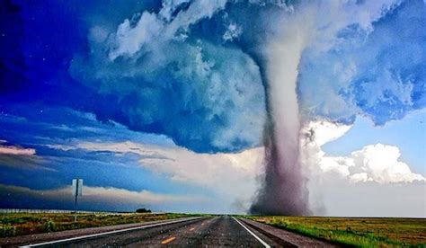 Watch for warning signs during tornado season > Wright-Patterson AFB > Article Display