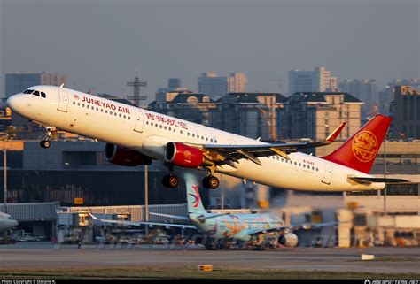 B Juneyao Airlines Airbus A Wl Photo By Stefano R Id