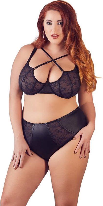 Cottelli Plus Size Wetlook Kanten Lingerie Set Met Transparante