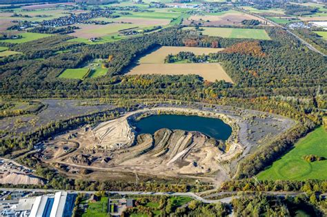 Kamp Lintfort aus der Vogelperspektive Kies Tagebau der Kölbl GmbH