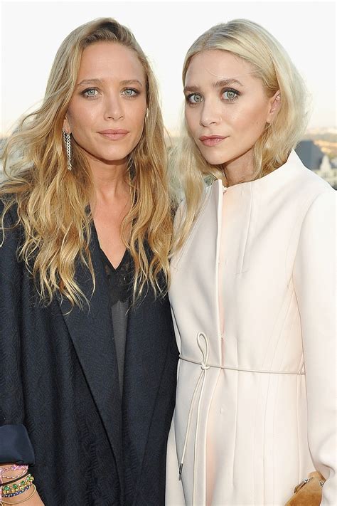 Olsen twins hair - Mary Kate & Ashley new bright blonde hair 2016 ...