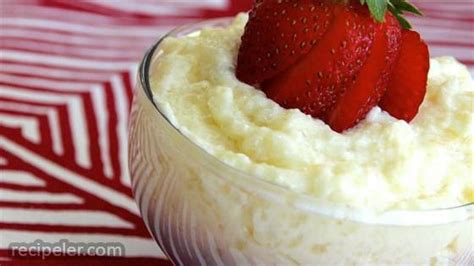 Slow Cooker Vanilla Tapioca Pudding