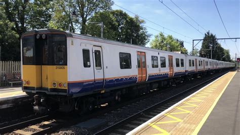 London Overground Class 315805 Passing Ingatestone On 5v97 Flickr