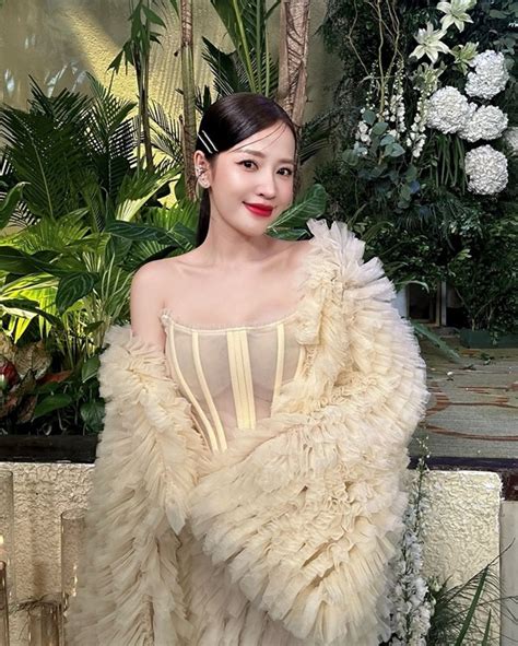 188 Hình ảnh Puka bikini sexy với body nóng bỏng đầy đặn