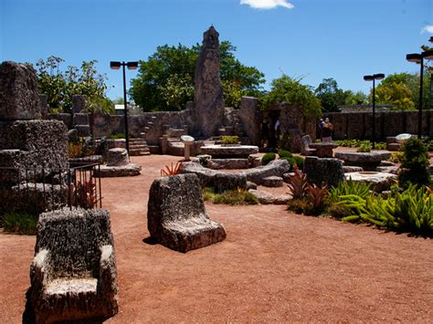 The Coral Castle In Florida Is So Bizarre, You’ll Feel Like You’re In ...