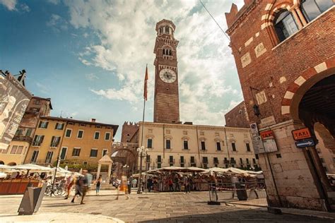 Piazza Delle Erbe O Antigo F Rum Romano De Verona Uma Das Principais