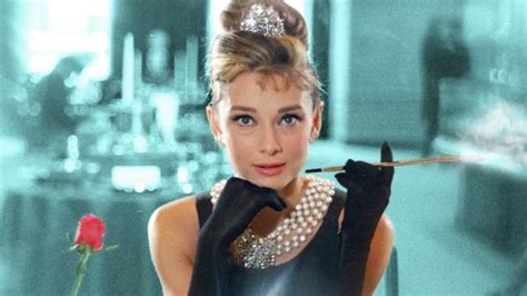 Audrey Hepburn As Holly Golightly In Breakfast At Tiffany S 1961 12x12 Canvas