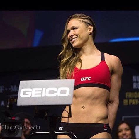 Ufc 207 Ronda Rousey Makes Championship Weight Of 135 Lbs Video The Dolce Diet