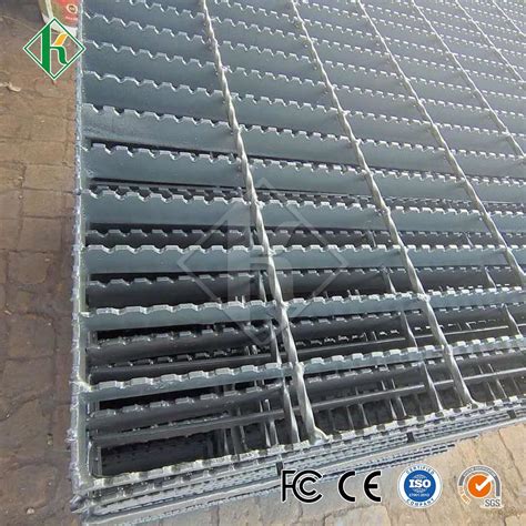 Kaiheng Steel Grating Factory Welded Industrial Steel Grating Serrated