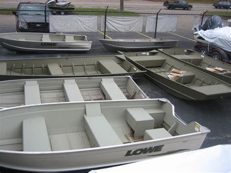 Fishing Boats: Aluminum Fishing Boat