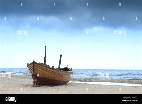 Fishing Boat Hi Hi Res Stock Photography And Images Alamy