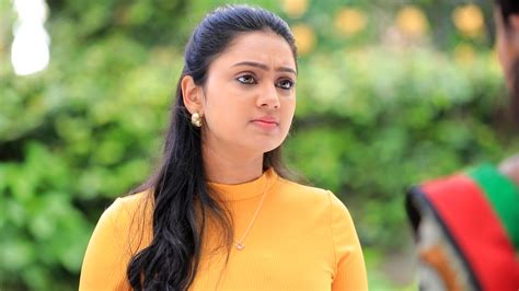 Watch Lakshmi Baramma Season 2 Episode 111 Keerthi Bursts Out Infront