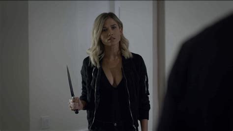 9 Sexy Anna Marie Dobbins Bikini Pics