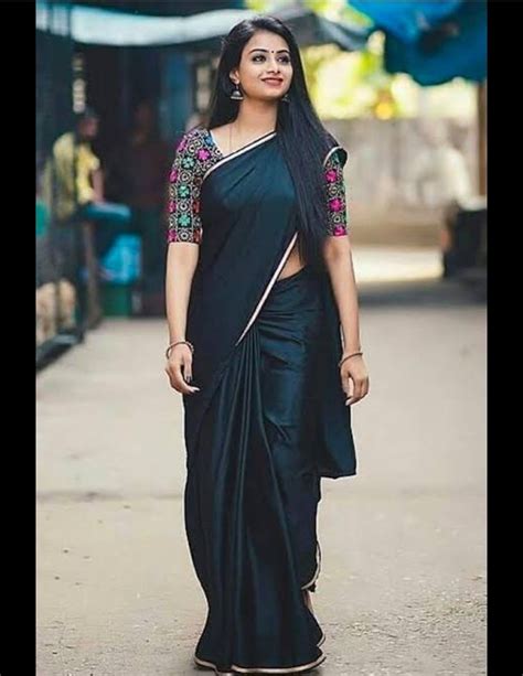 9 Stylish Plain Saree Looks To Inspire You Artofit