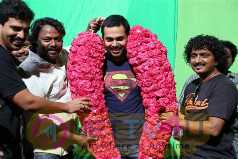 Actor Karthi Birthday Celebration At Kashmora Shooting Spot Excellent