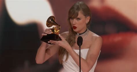 Taylor Swift Wins Record-Setting 4th Album Of The Year Grammy Award