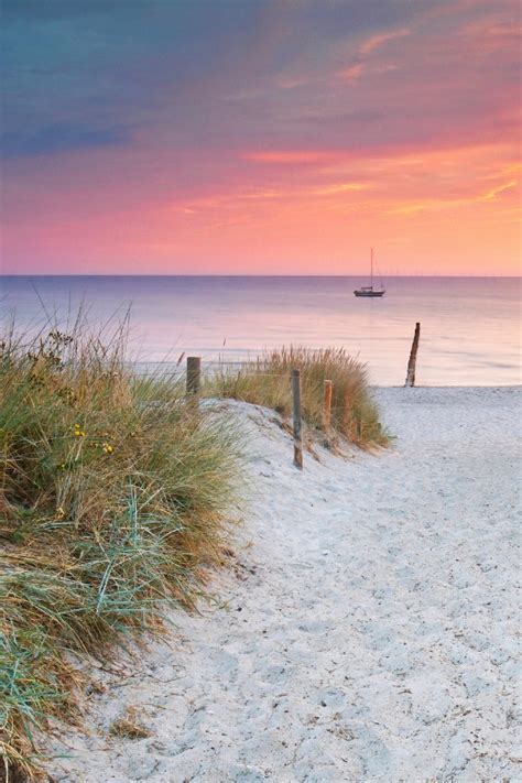 Emerald Isle Beach | Best North Carolina Beaches for a Vacation