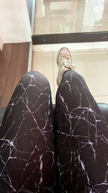 Moonbaby Moonbabyx Nightskybaby Messyxbangs Themoonbaby Nude Onlyfans Photo