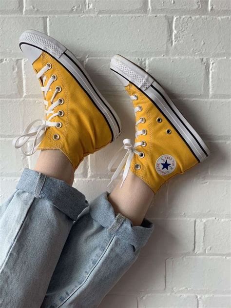 Pin By Monilovesol On Sneakers Outfits Yellow Converse Converse