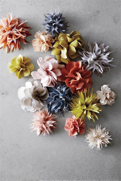 17 DIY Fabric Flowers To Make Tip Junkie