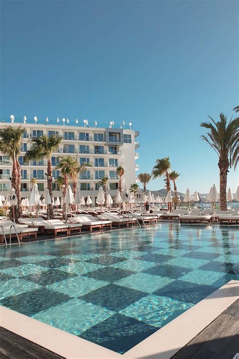 15 Best Beach Hotels and Resorts in Malaga for a Seaside Getaway