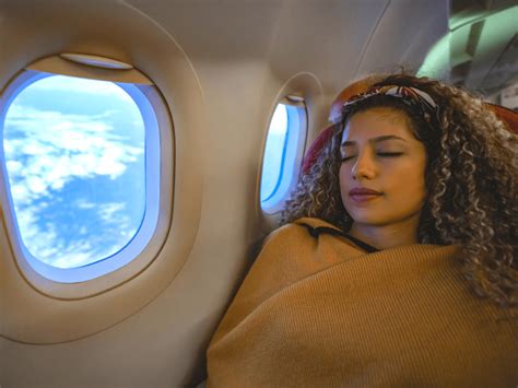 13 Easy Tips For Overnight Flights How To Sleep On A Plane