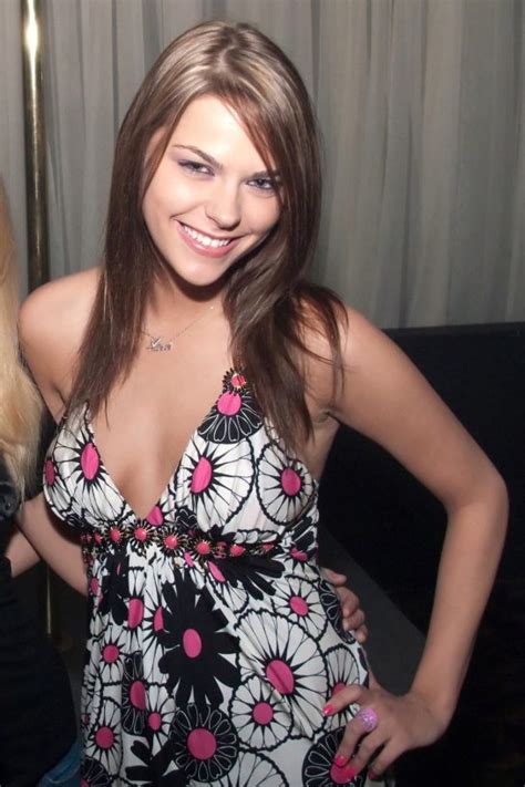 Meggan Mallone VR Porn Meggan Mallone Virtual Reality Porn