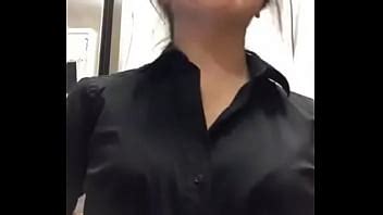 G I Xinh Show H Ng Trong Khi L M Vi C Xvideos