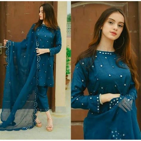 Pin By Secret Writer On Stylish Dresses Simple Pakistani Dresses