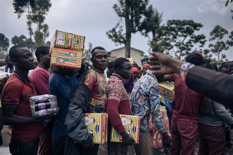 Desplazados Por Los Enfrentamientos En El Congo