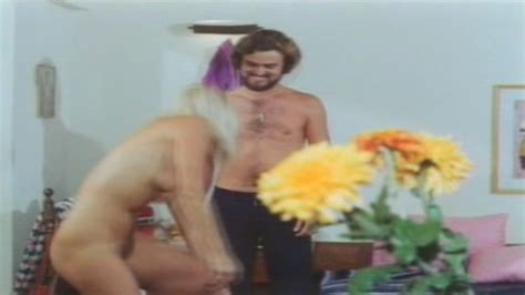 Naked Sigrun Theil In Studentinnen Report