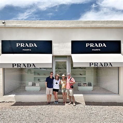 Prada Marfa Celebrating America West Texas Style Pradamarfa Marfa