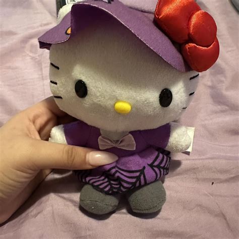 Small Hello kitty sanrio halloween plushie! no tags... - Depop