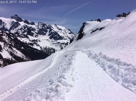 Watch Clearing 70 Foot Snow Drifts To Artist Point