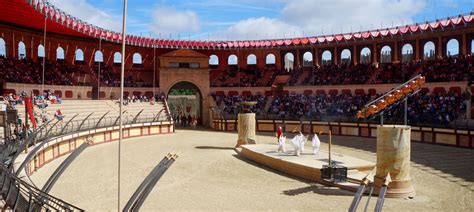 Le Puy du Fou l incontournable visite de votre séjour en Vendée Le